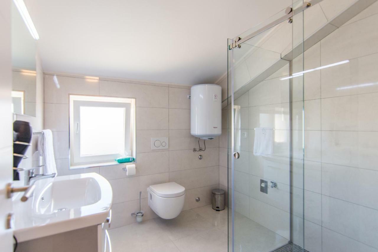 Cirjak Apartments Biograd Na Moru Extérieur photo